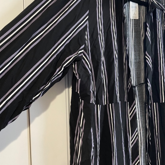 Long Vertical Striped Duster - Picture 3 of 3